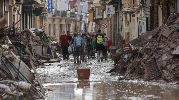 Calles afectadas por las inundaciones de la DANA de octubre de 2024 en Valencia.